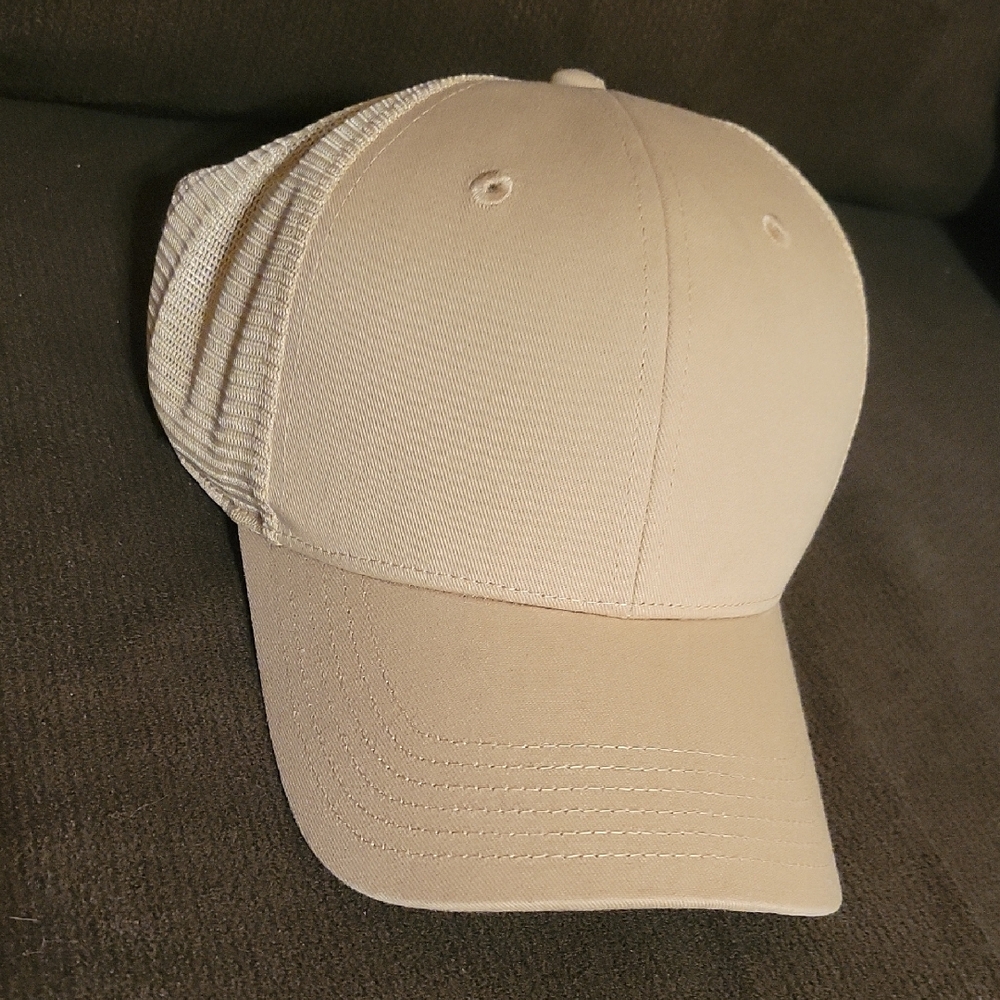 Pro Player Basket Ball Beige Mesh Back Adjustable Hat Brim 7"